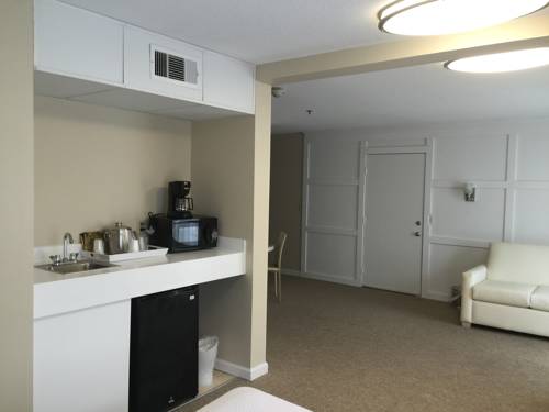 Imagen de la habitación del Hotel Brighton Suites. Foto 4