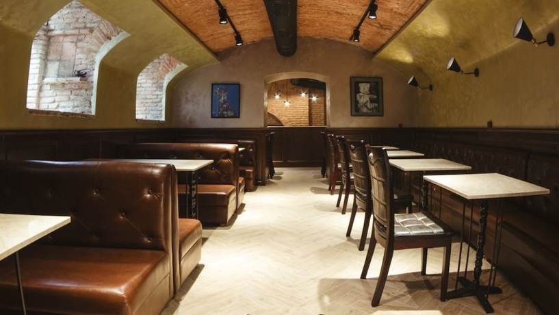 Imagen del bar/restaurante del Hotel Brigitte, Tbilisi. Foto 2