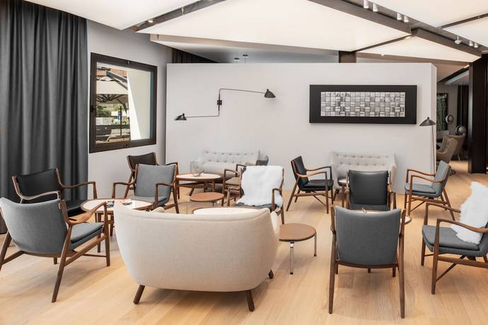 Imagen del bar/restaurante del Hotel Briig Boutique. Foto 2