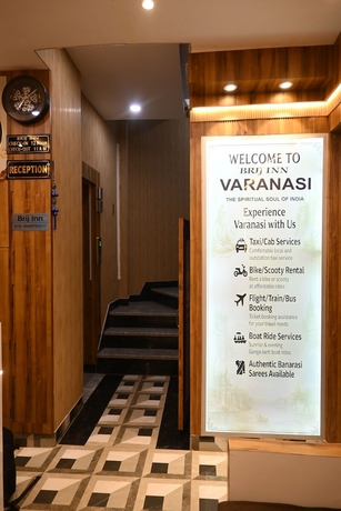Imagen de los interiores del Hotel Brij Inn. Foto 10