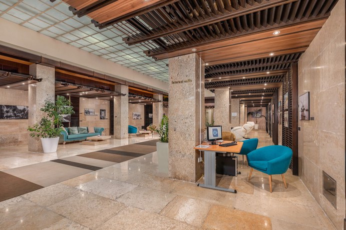 Imagen de los interiores del Hotel Brijuni Neptun. Foto 19