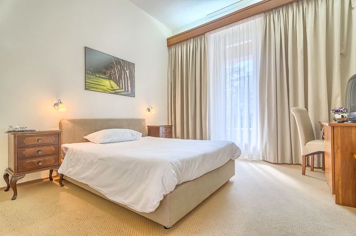 Imagen de la habitación del Hotel Brijuni Neptun. Foto 12