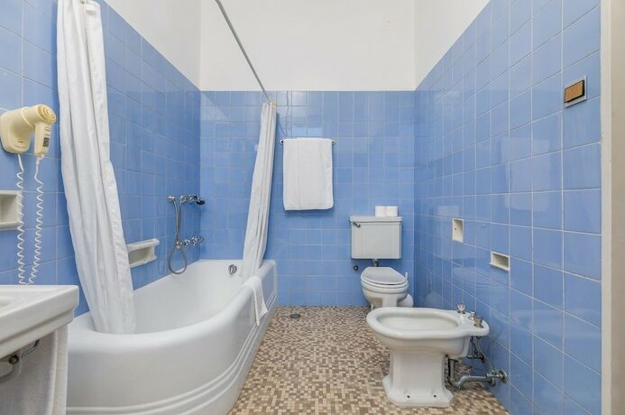 Imagen de la habitación del Hotel Brijuni Rooms Karmen. Foto 17