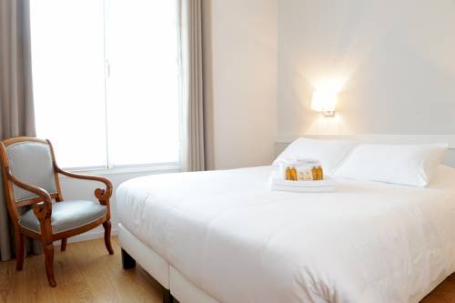 Imagen de la habitación del Hotel Briketenia. Foto 10