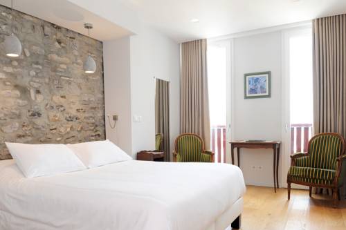 Imagen de la habitación del Hotel Briketenia. Foto 12
