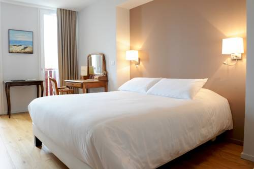 Imagen de la habitación del Hotel Briketenia. Foto 13