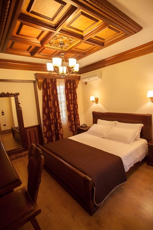 Imagen de la habitación del Hotel Brilant Antik. Foto 4