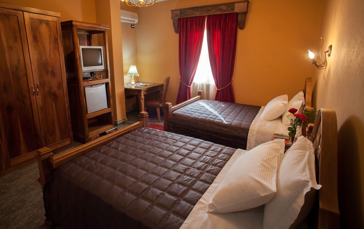 Imagen de la habitación del Hotel Brilant Antik. Foto 5