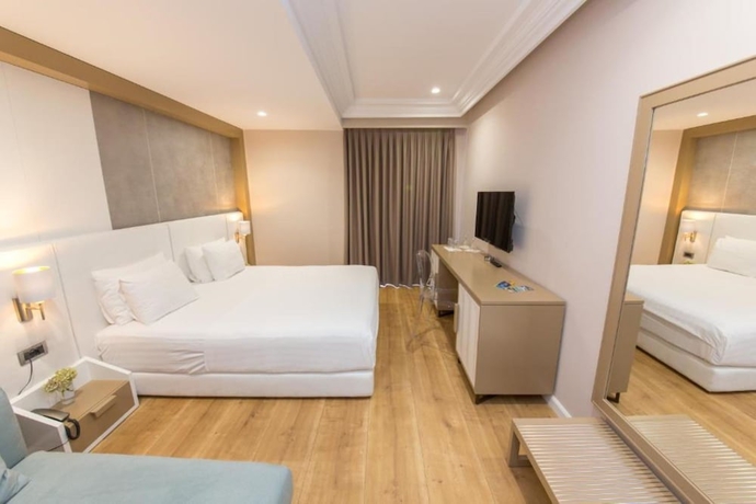 Imagen de la habitación del Hotel Brilant. Foto 10