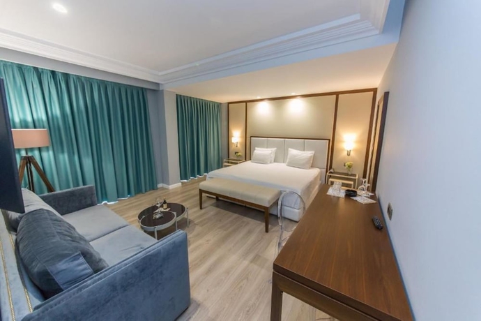 Imagen de la habitación del Hotel Brilant. Foto 13