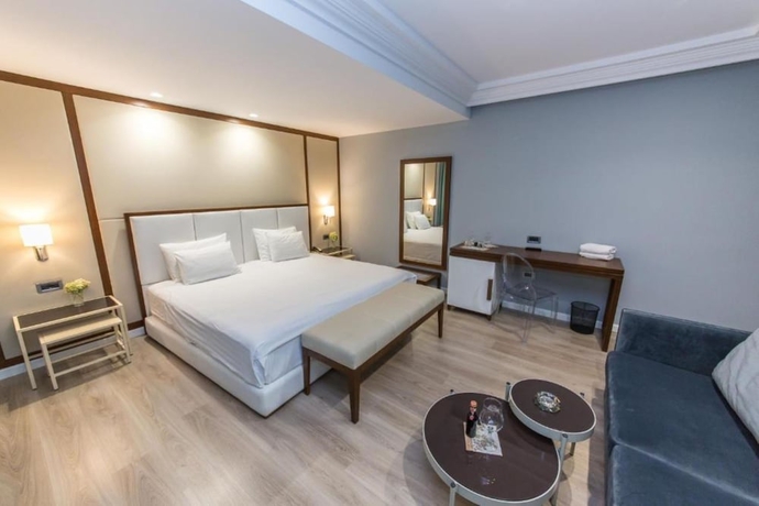 Imagen de la habitación del Hotel Brilant. Foto 14