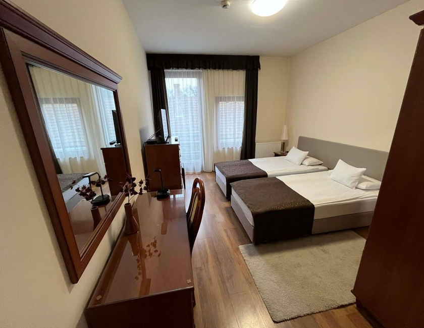 Imagen general del Hotel Brill B&eacute;k&eacute;scsaba. Foto 24