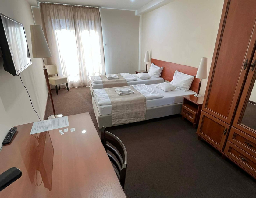 Imagen general del Hotel Brill Orosh&aacute;za. Foto 19