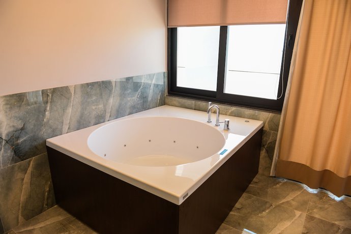 Imagen de la habitación del Hotel Brilliant Hotel And Spa. Foto 14