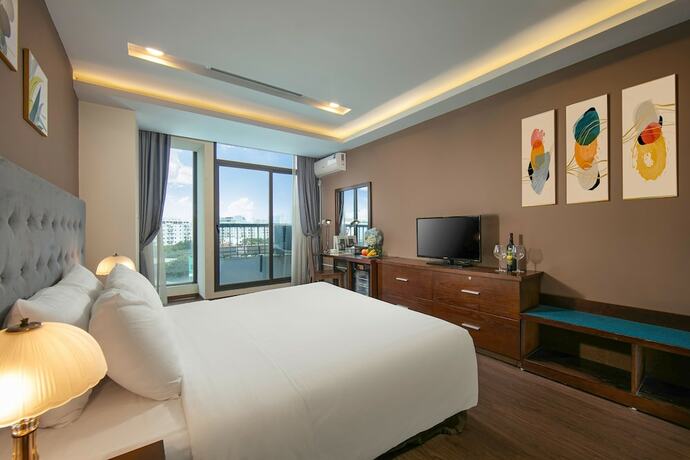 Imagen general del Hotel Brilliant Me Tri. Foto 2