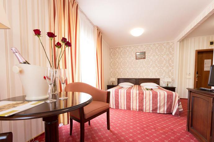 Imagen general del Hotel Brilliant Plaza. Foto 4