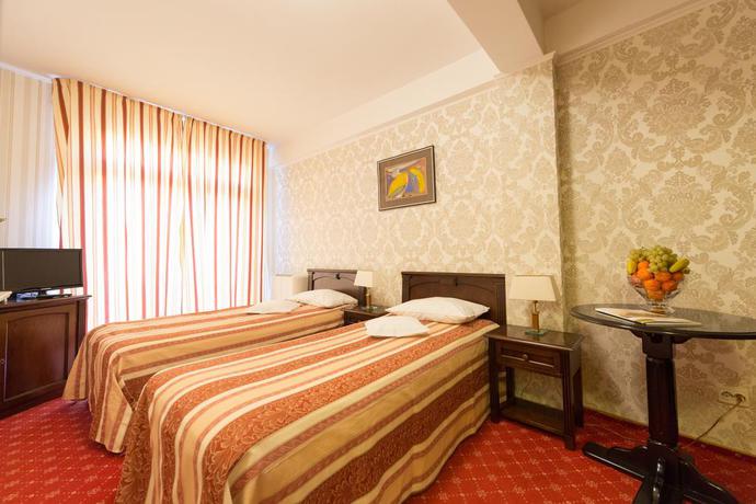 Imagen general del Hotel Brilliant Plaza. Foto 5