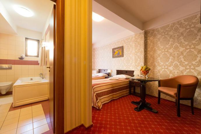 Imagen general del Hotel Brilliant Plaza. Foto 7