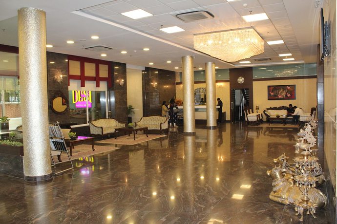 Imagen de los interiores del Hotel Brilliant and Convention Center. Foto 19