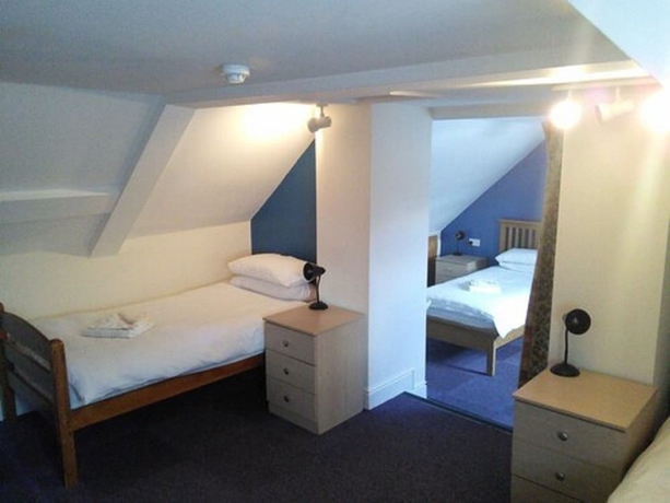 Imagen de la habitación del Hotel Brimar Guest House. Foto 7