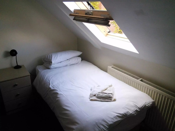 Imagen de la habitación del Hotel Brimar Guest House. Foto 13