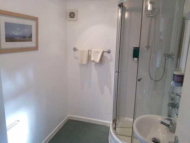 Imagen de la habitación del Hotel Brimar Guest House. Foto 17