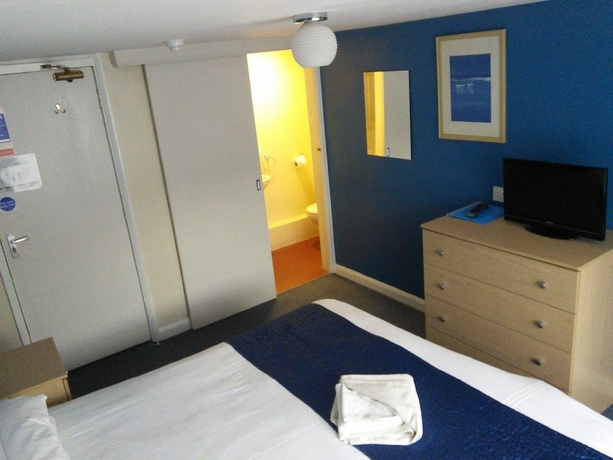 Imagen de los interiores del Hotel Brimar Guest House. Foto 18