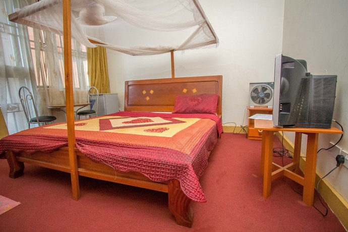 Imagen de la habitación del Hotel Brimax. Foto 7