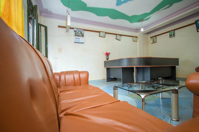 Imagen de los interiores del Hotel Brimax. Foto 19