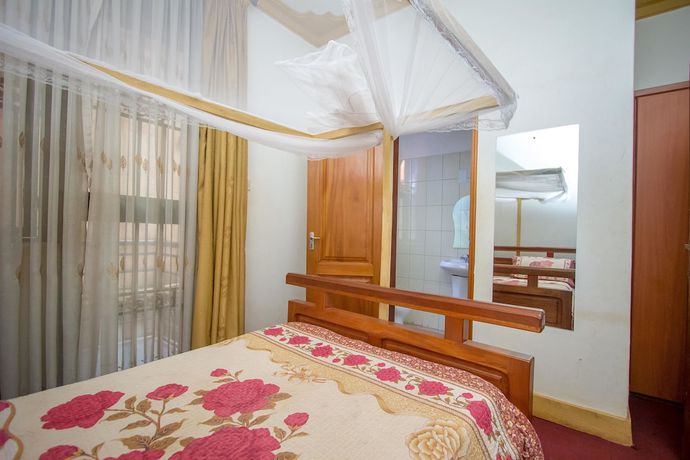 Imagen de la habitación del Hotel Brimax. Foto 10
