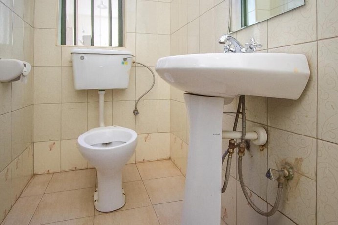Imagen de la habitación del Hotel Brimax. Foto 16