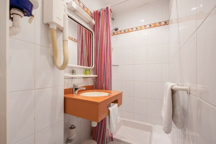 Imagen general del Hotel Brimer, Cannes. Foto 4