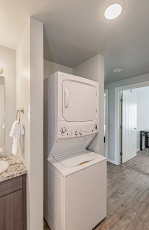 Imagen general del Hotel Bringham\'s Mill Apartments. Foto 6