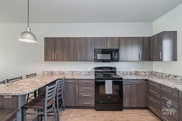 Imagen general del Hotel Bringham\'s Mill Apartments. Foto 10