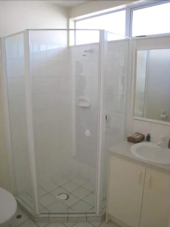 Imagen de la habitación del Hotel Brinkley Resort. Foto 26