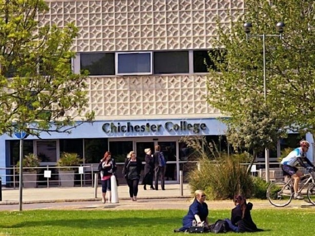 Imagen general del Hotel Brinsbury Campus - Chichester College. Foto 5