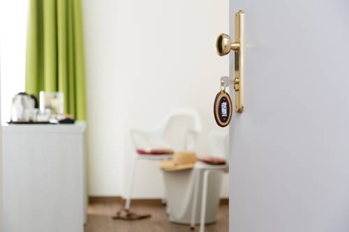 Imagen de la habitación del Hotel Brione Green Resort. Foto 11