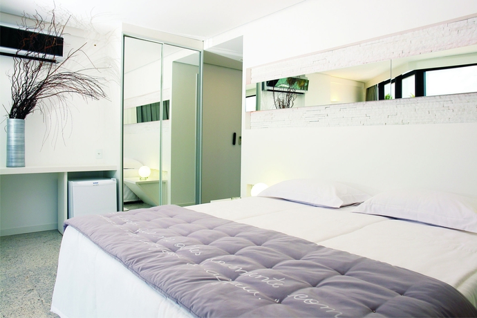 Imagen de la habitación del Hotel Brisa Tower. Foto 5