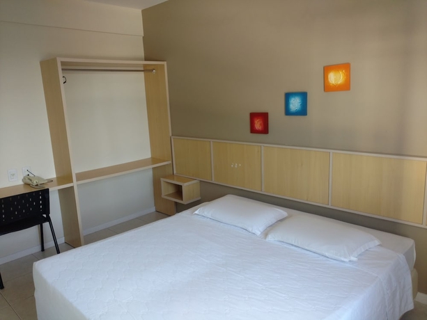 Imagen de la habitación del Hotel Brisamar Suite. Foto 7