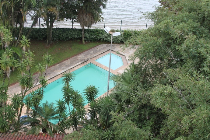 Imagen de la piscina del Hotel Brisamar Suite. Foto 17