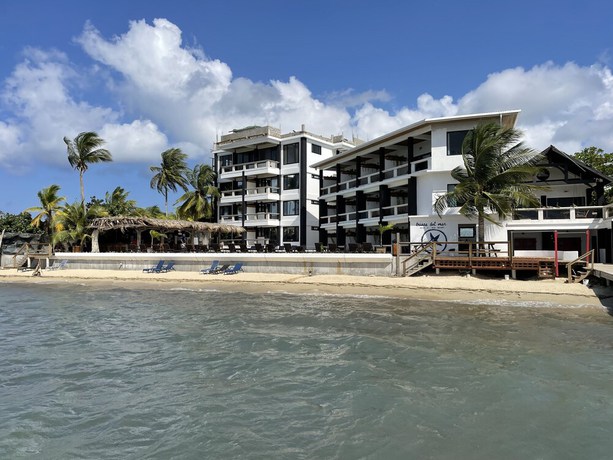 Imagen general del Hotel Brisas Del Mar Roatan. Foto 1