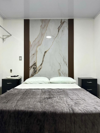Imagen de la habitación del Hotel Brisas Del Mar Suite. Foto 5