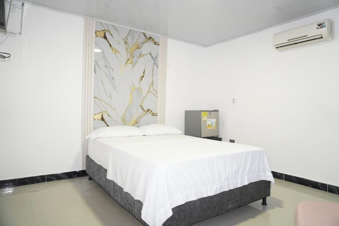 Imagen de la habitación del Hotel Brisas Del Mar Suite. Foto 10