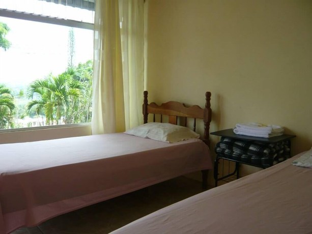Imagen de la habitación del Hotel Brisas Del Volc&aacute;n Platanar. Foto 10