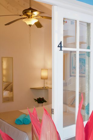 Imagen de la habitación del Hotel Brisas Doradas. Foto 10