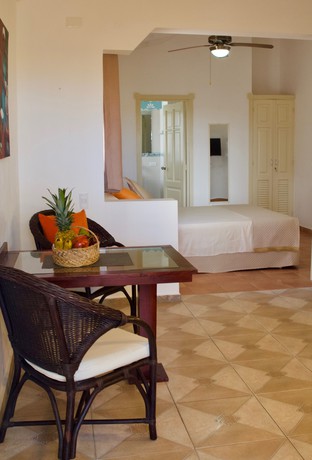 Imagen de la habitación del Hotel Brisas Doradas. Foto 18