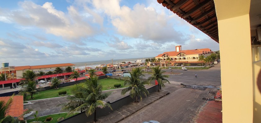 Imagen de los exteriores del Hotel Brisas. Foto 14