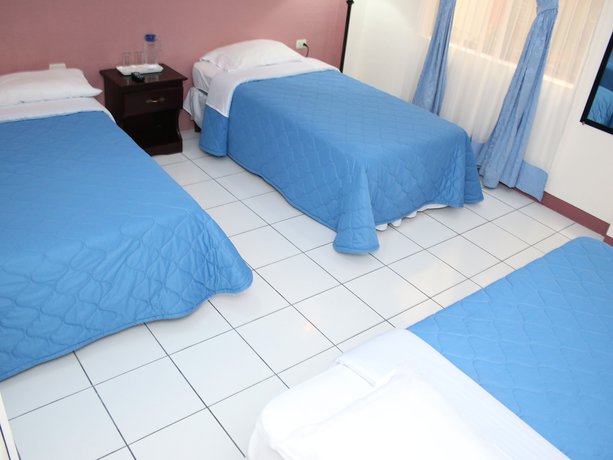 Imagen de la habitación del Hotel Brisas. Foto 6