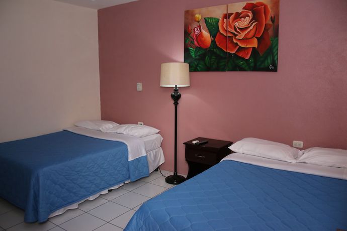 Imagen de la habitación del Hotel Brisas. Foto 8