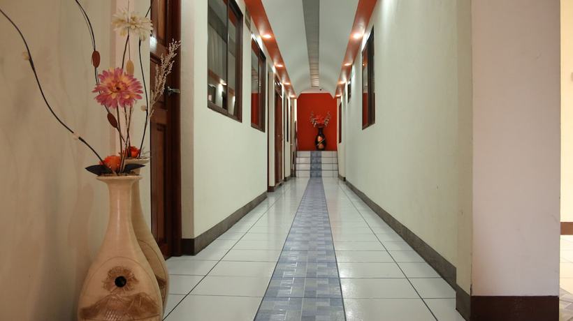 Imagen de los interiores del Hotel Brisas. Foto 13